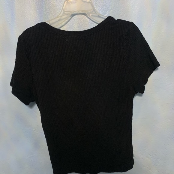 black top - Picture 2 of 3